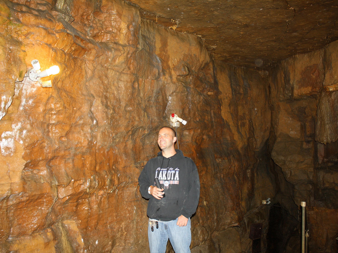 Zane shawnee caverns-Bellefontaine必去景点