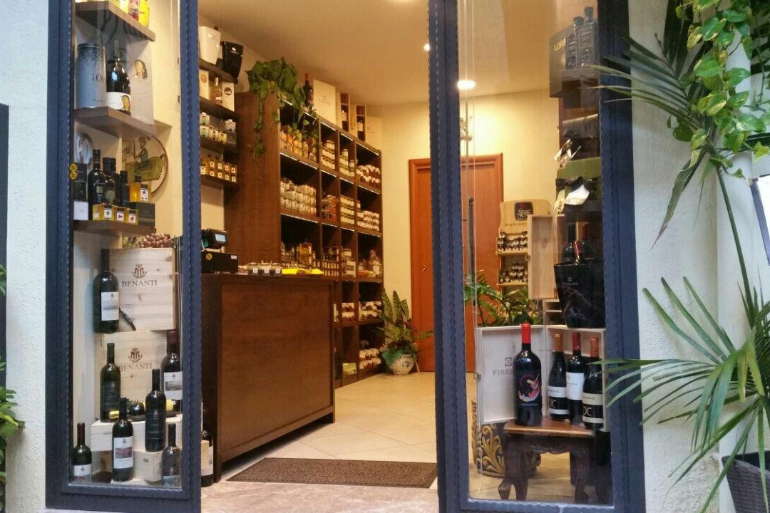 Delizie di Sicilia Shelter-陶尔米纳必去景点