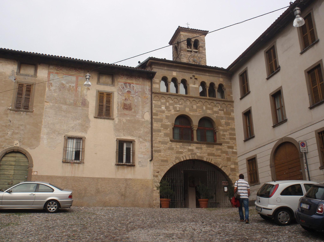 Chiesa di San Michele al Pozzo Bianco景点图片