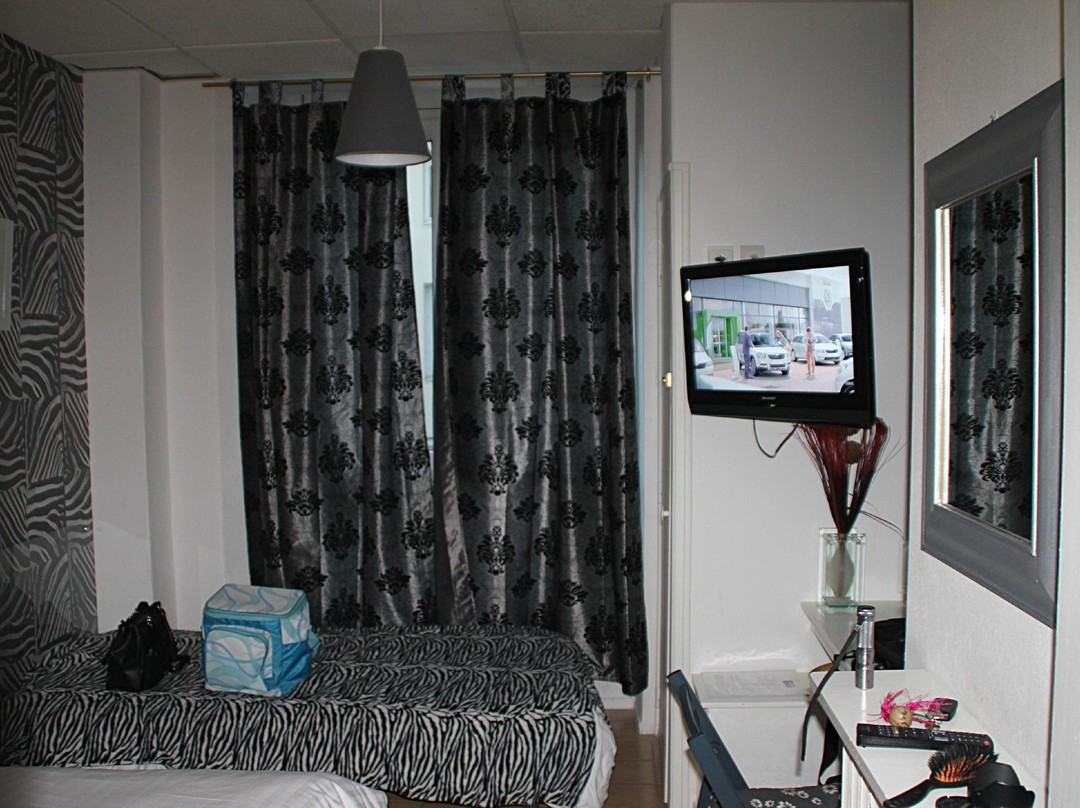 弗拉尼亚酒店主图