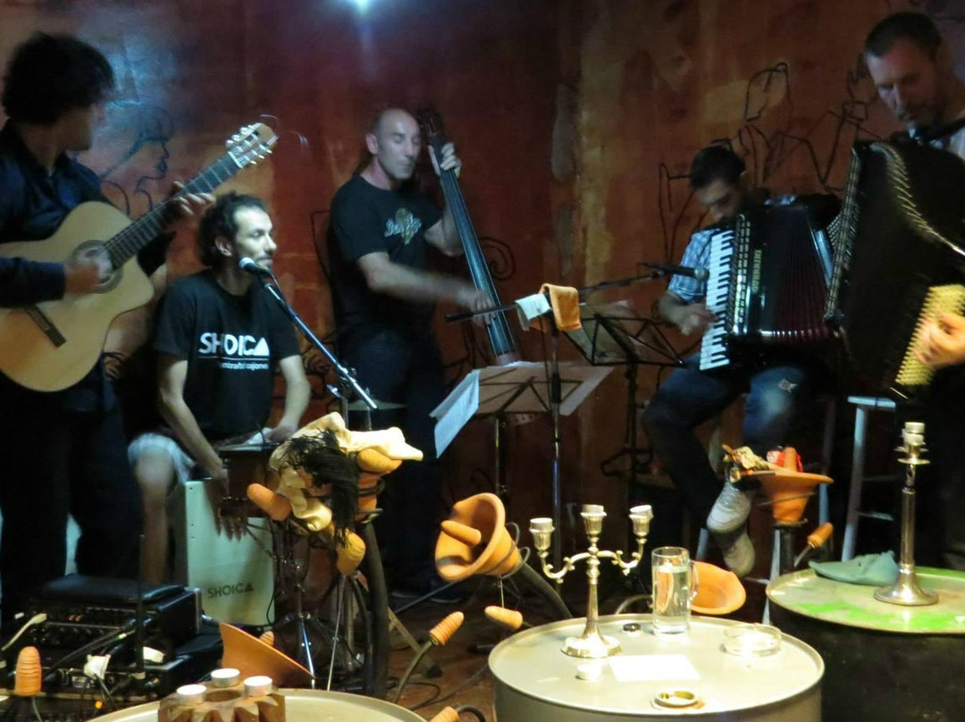 Ciglana Klub Ljubitelja Teske Industrije景点图片