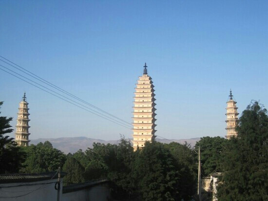 崇圣寺三塔景点图片