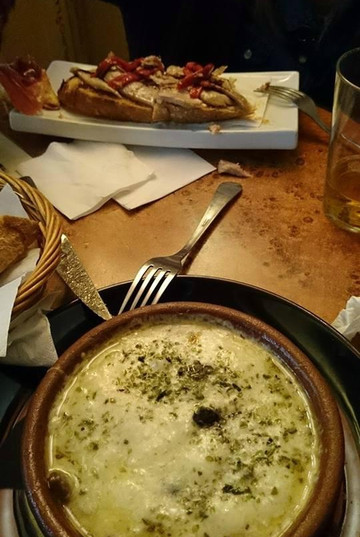 Diaz y Larrouy主图