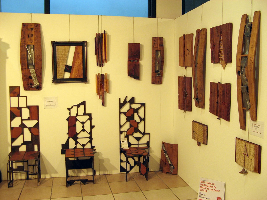 Bottega di Restauro e Oggettistica di Doff Sotta Marcello景点图片