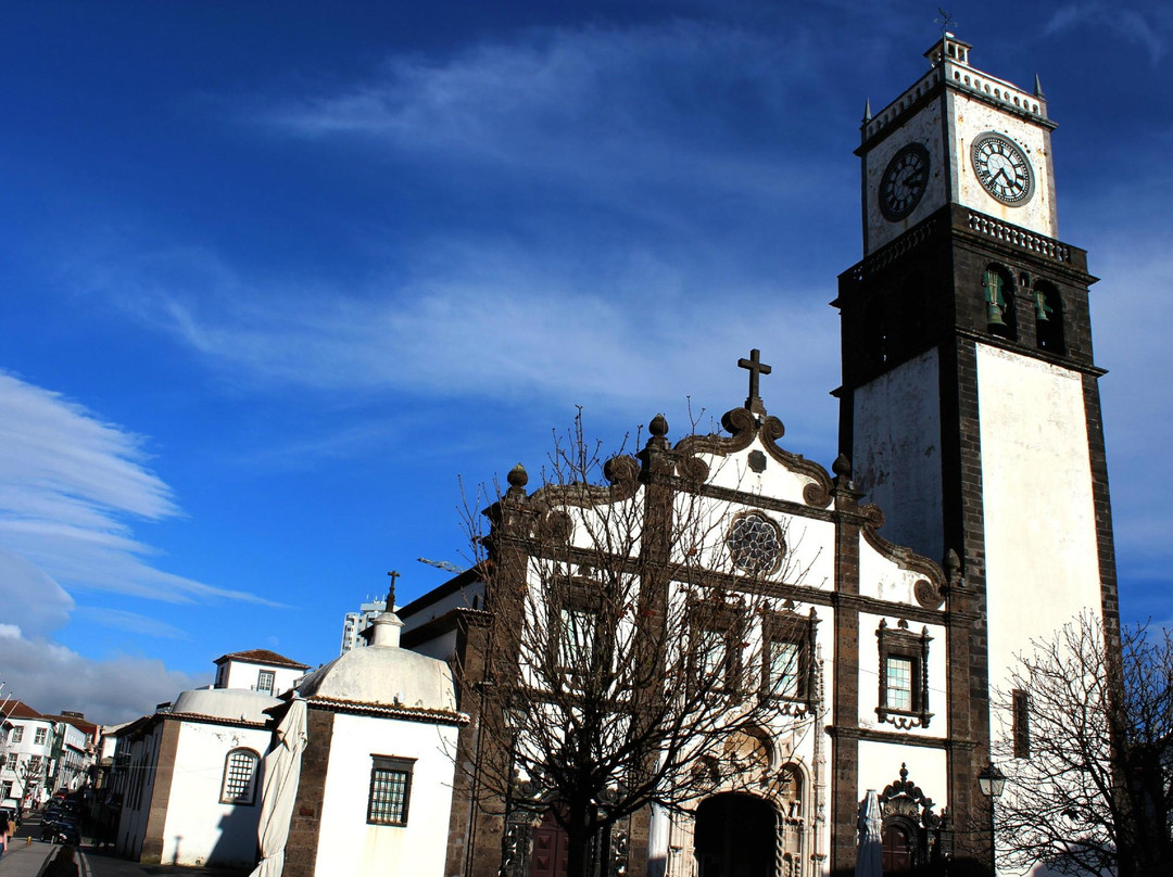 Igreja Matriz de São Sebastião-蓬塔德尔加达必去景点