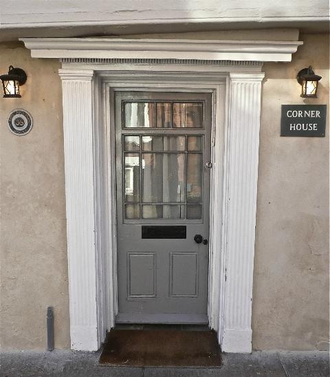 Corner House B&B主图