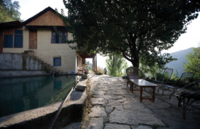 Himalayan Orchard Huts