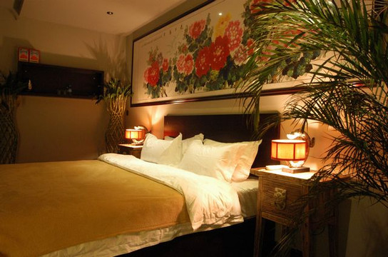 蝴蝶·牡丹亭国风雅宿（甲秀楼青云集市店）主图