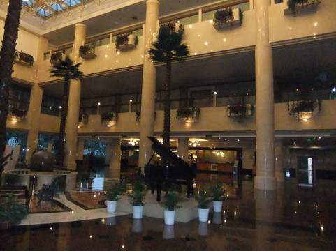 苏州维笙天平大酒店（木渎古镇风景区渎川桥地铁站店）主图