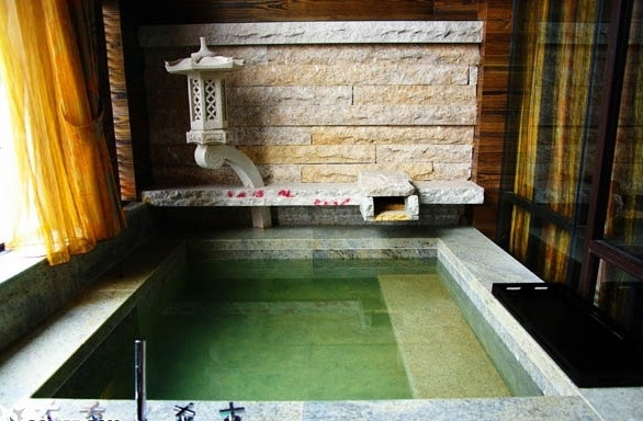 贝迪颐园温泉旅游度假酒店主图