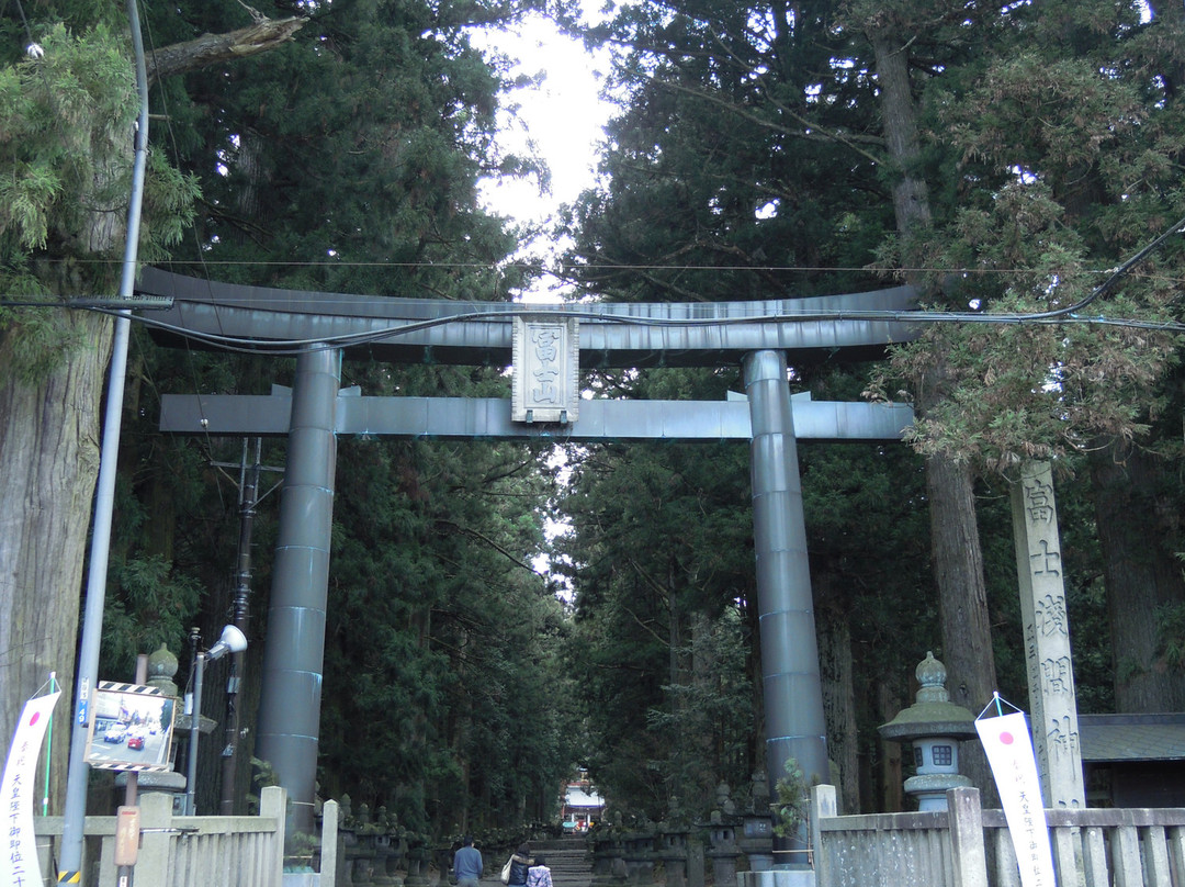 Kitaguchi Hongu Fuji Sengen Jinja Shrine景点图片