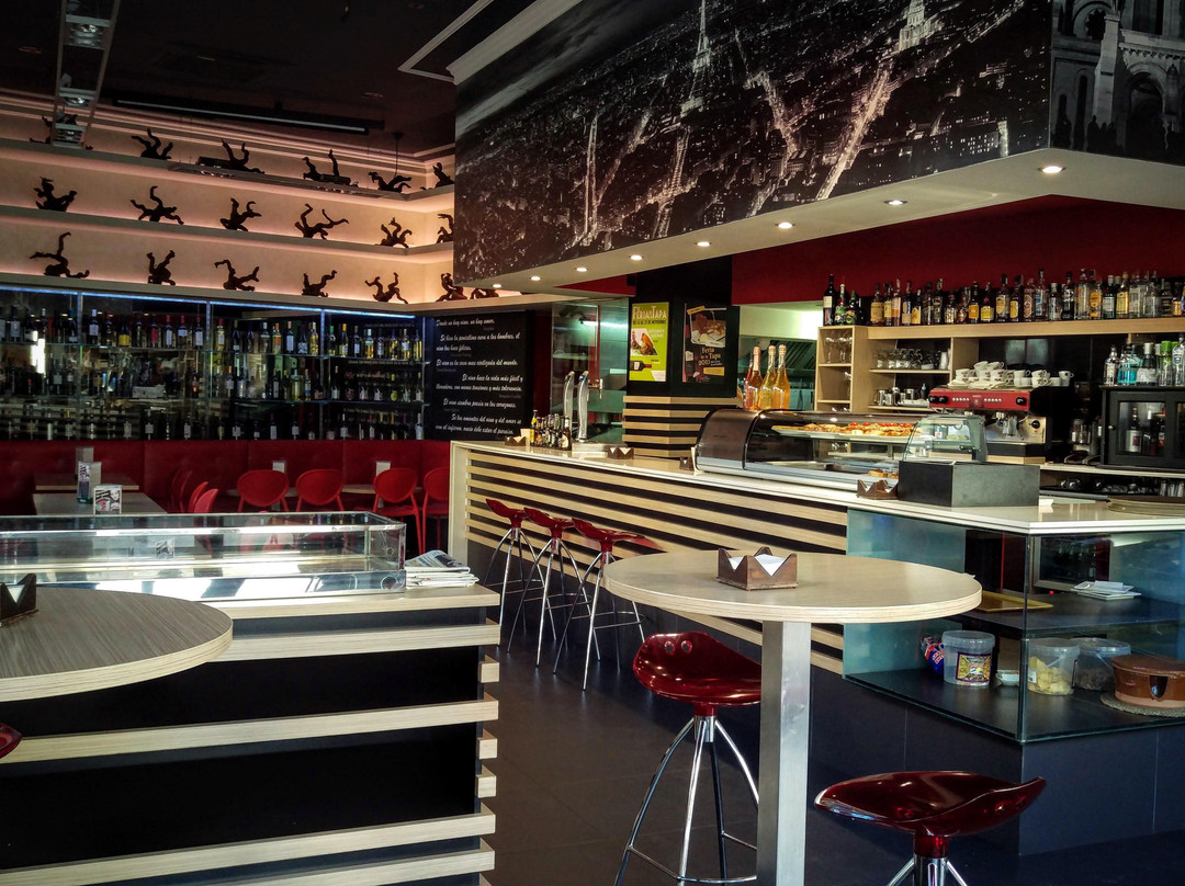 Cafe Paris Valdepenas景点图片