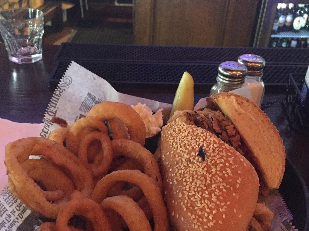 Shores Inn Food & Spirits