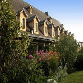 Les Eboulements酒店住宿-凯普奥克斯皮尔斯酒店