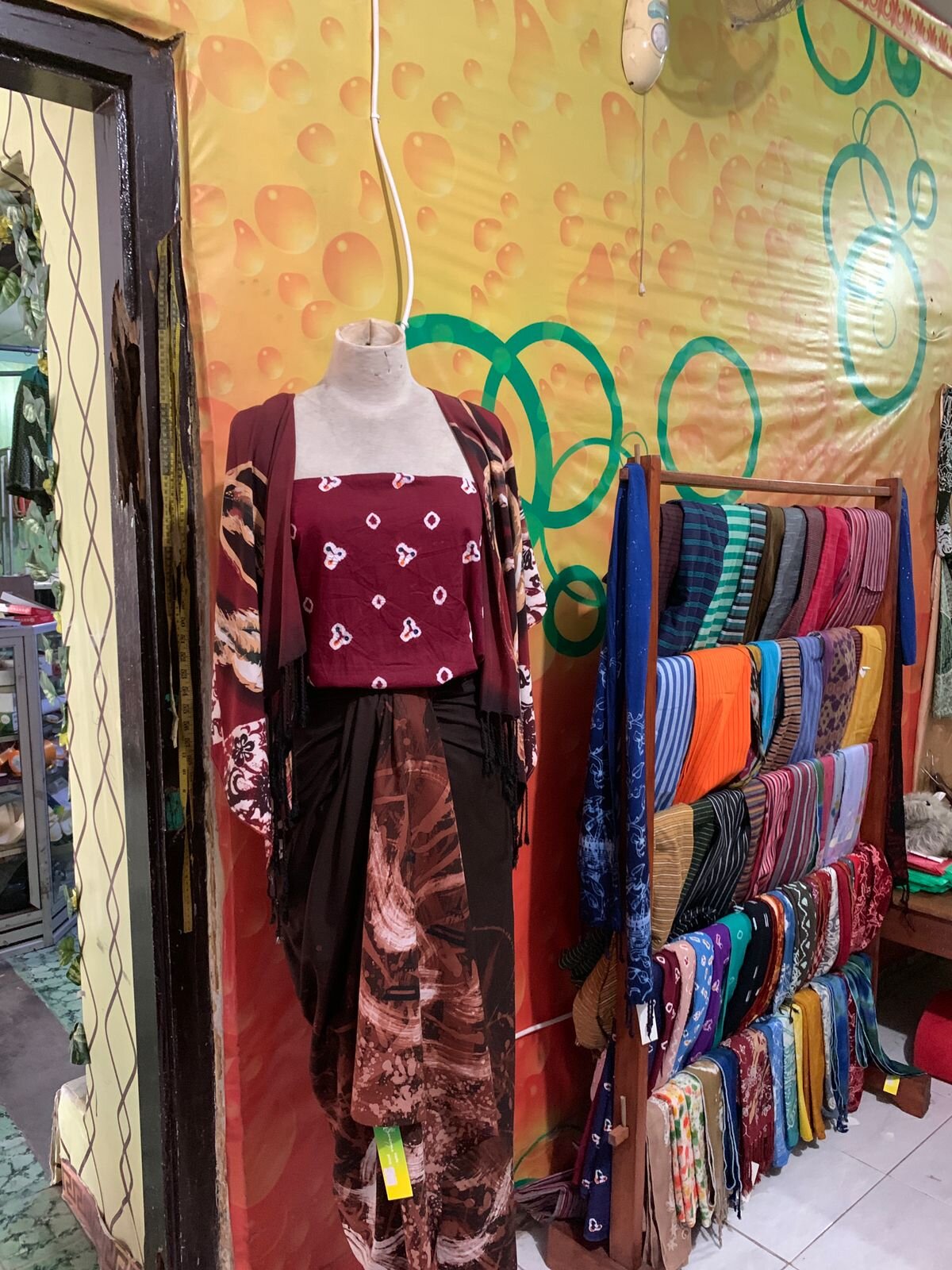 Saniyya Batik & Butik-2023年10月23日上传的实拍图