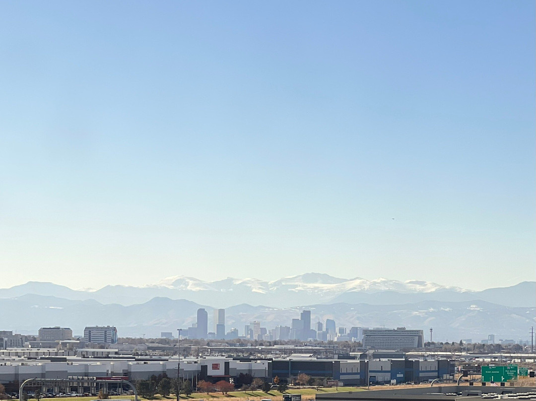 Embassy Suites by Hilton Denver Central Park主图