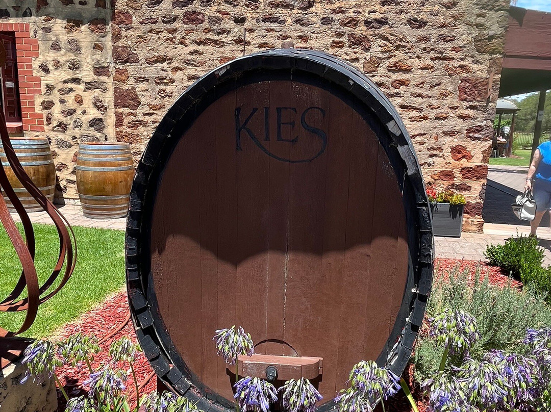 Bums On Seats Day Tours-阿德莱德必去景点