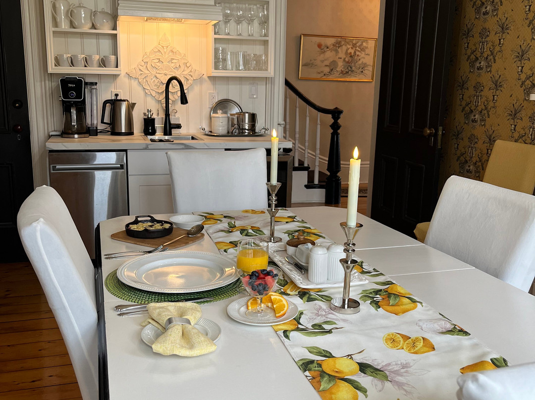 Quartermain House B&B主图