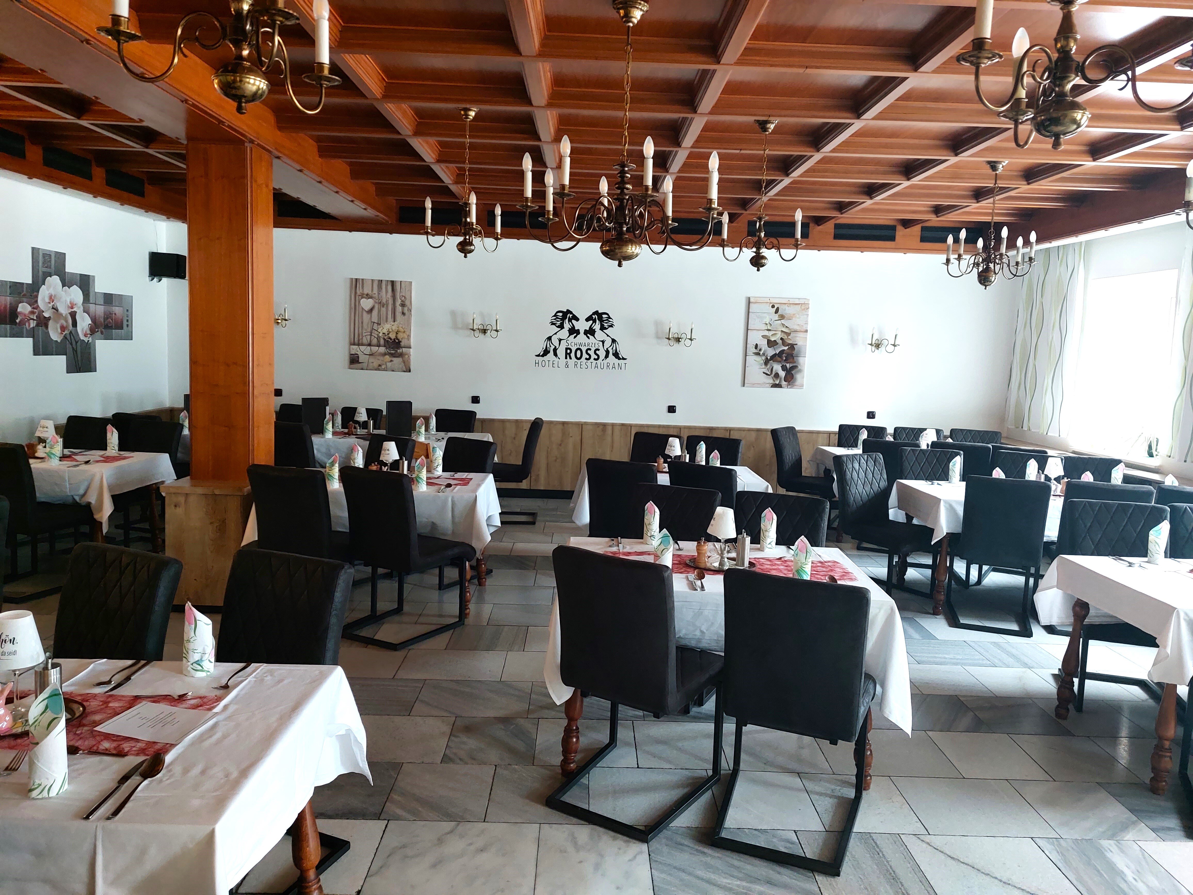 Hotel Schwarzes Ross-餐饮