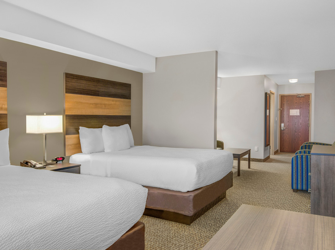 Days Inn And Suites By Wyndham Lindsay主图