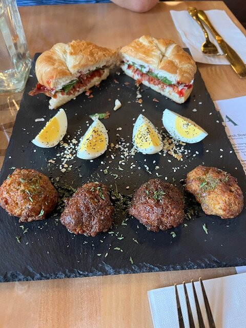 Liam Ash Cocktail Emporium