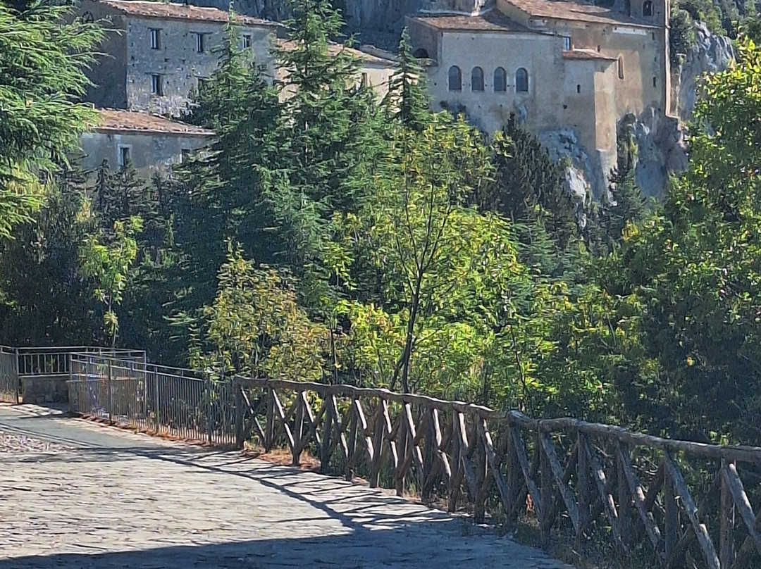 Santuario di Santa Maria delle Armi-Cerchiara di Calabria必去景点