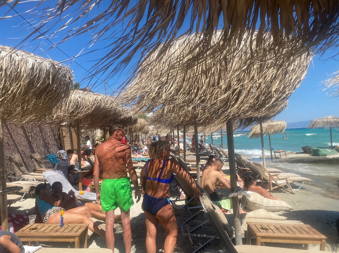 Ohana Waves Beach Bar