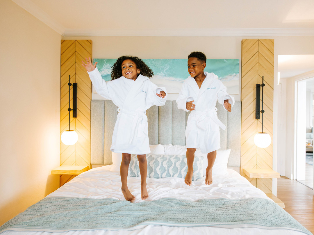 德尔雷海滩万豪酒店主图