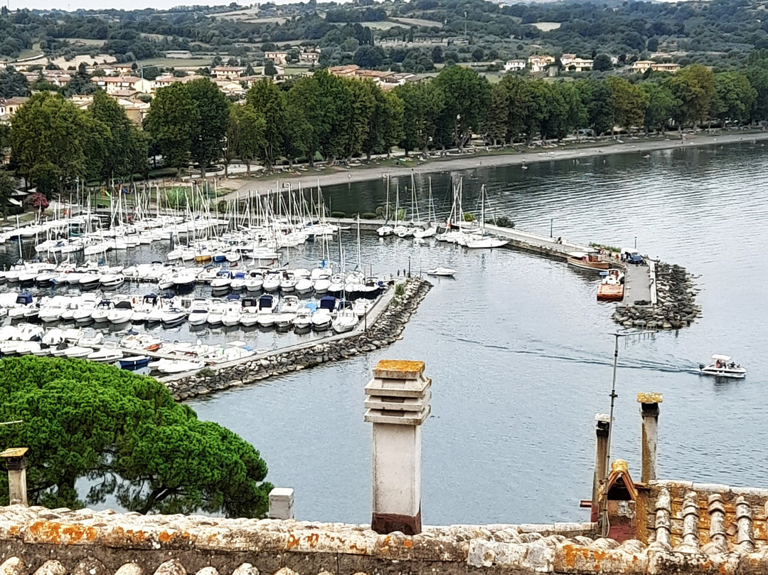 Lungolago di Capodimonte-Capodimonte必去景点