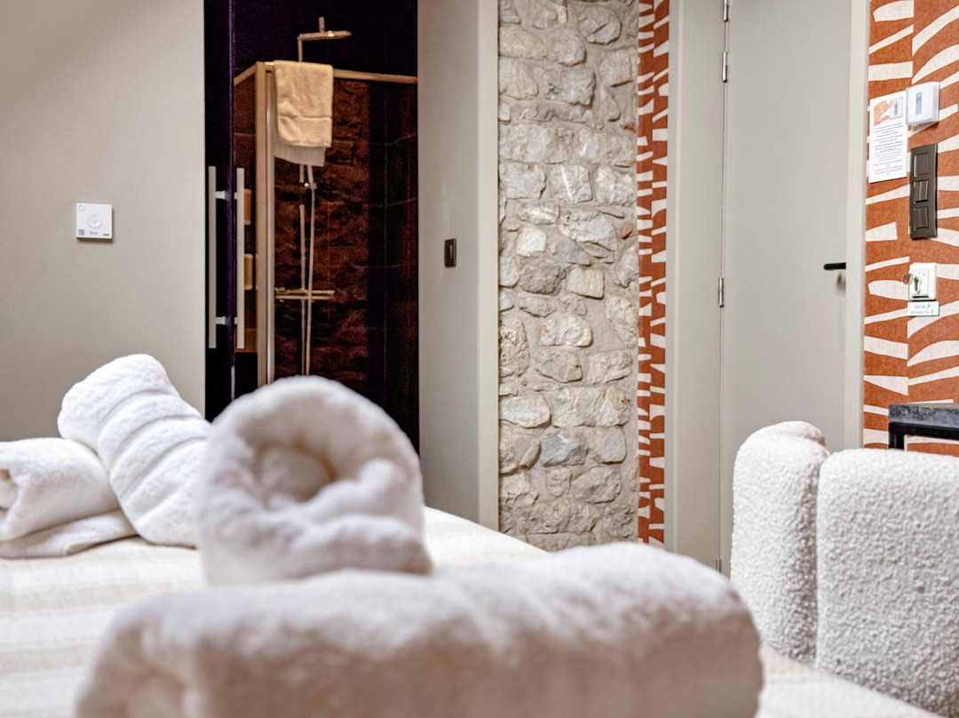 Le Manoir Hôtel主图