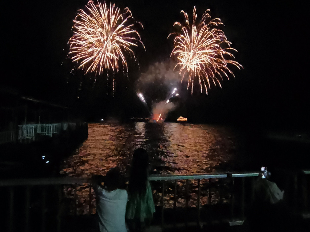 Lake Toya Long Run Fireworks Festival-洞爷湖町必去景点