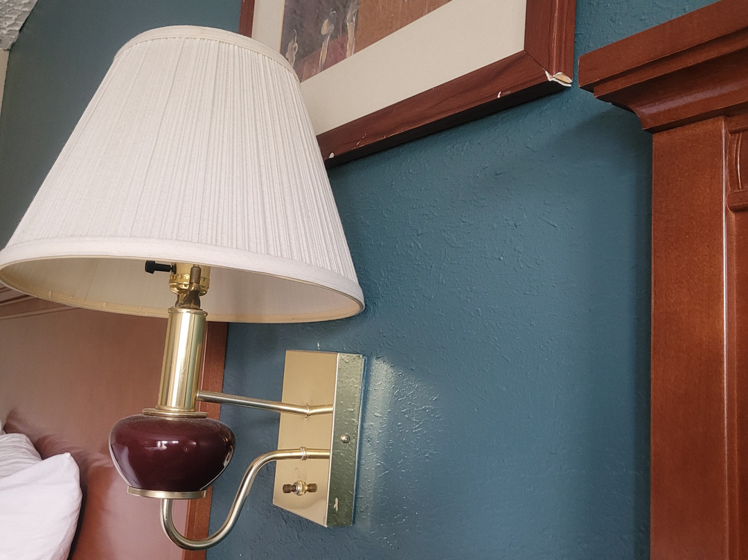 Fleewood Inn & Suites主图