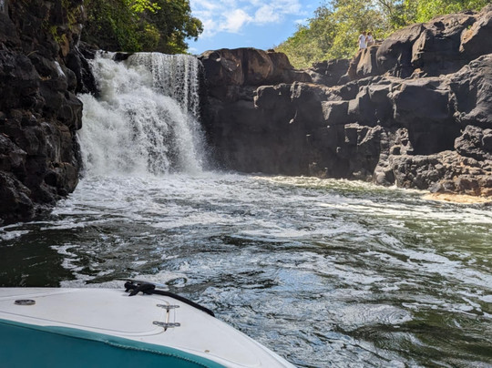 Jade Boat-蓝湾必去景点