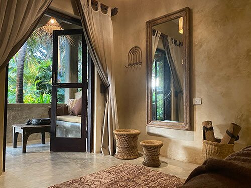 Palm Grove Beach Resort主图