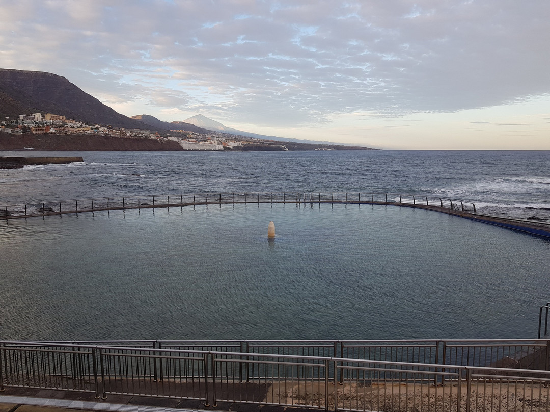 Piscina natural Punta del Hidalgo-Punta del Hidalgo必去景点