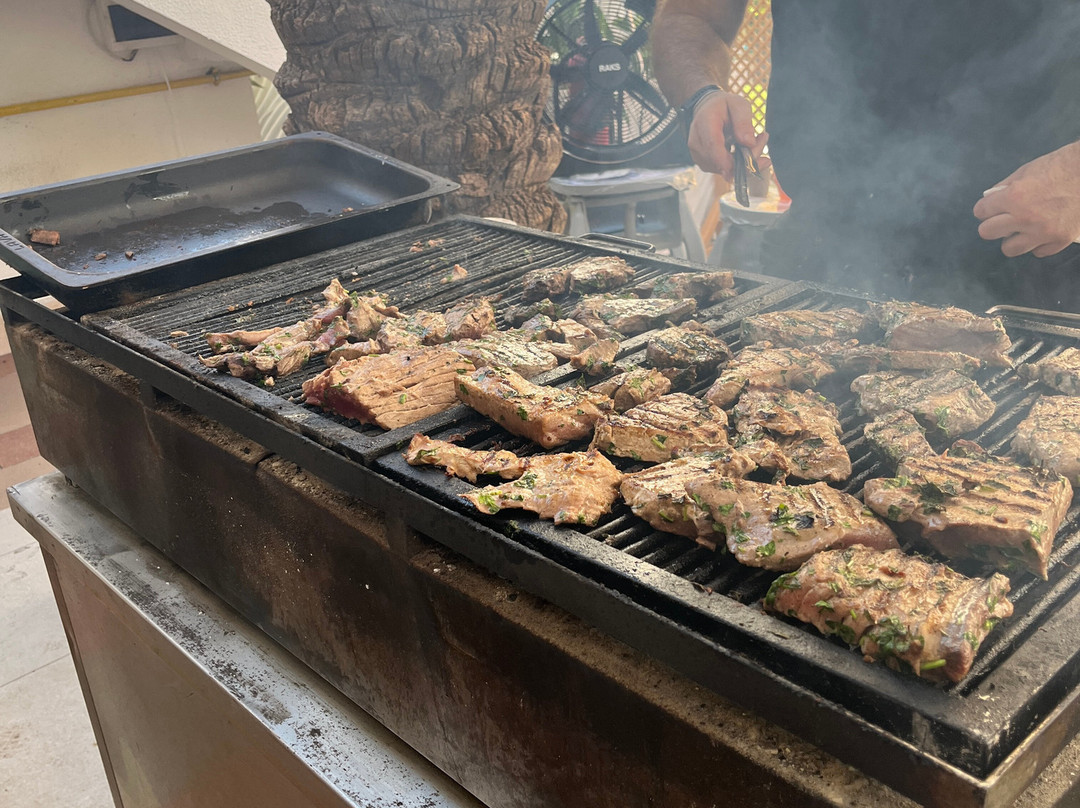 Crystal De Luxe Hotel主图