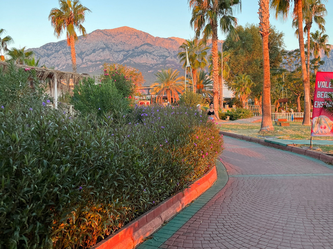 Crystal De Luxe Hotel主图