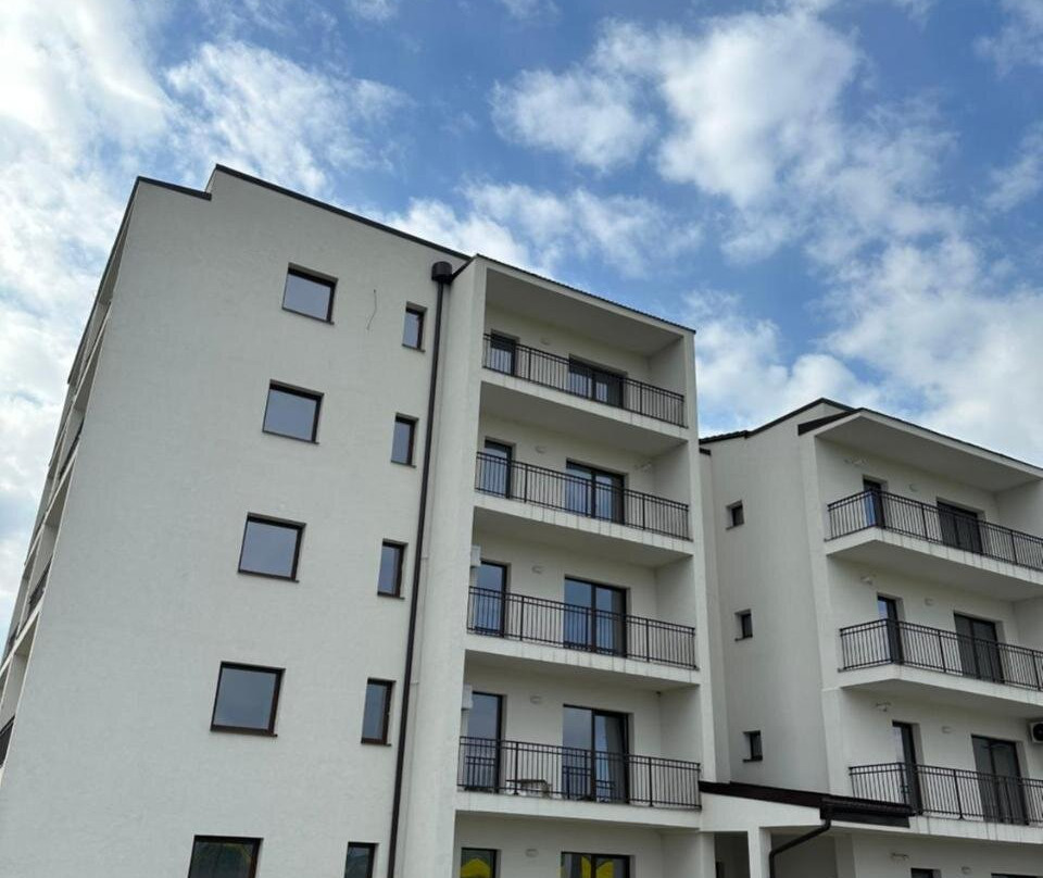 Dacia Apartments