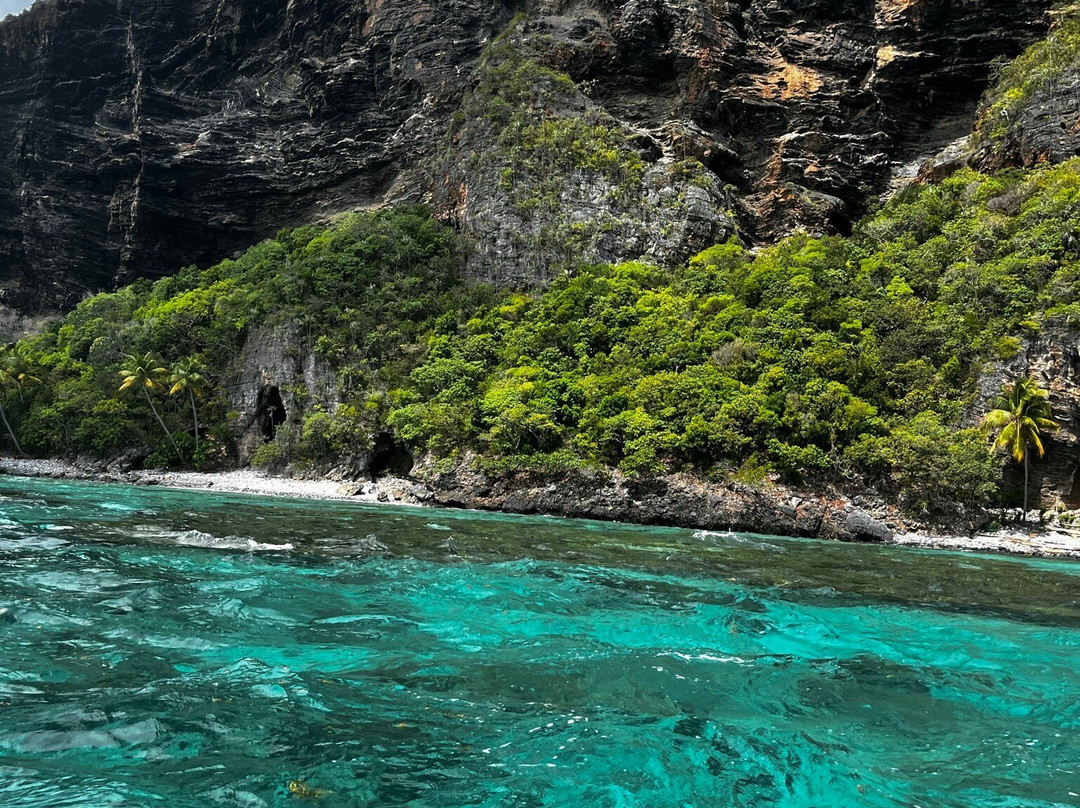 Playa Frontón-Las Galeras必去景点