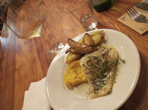 Dalla Ghina Vino E Bottega