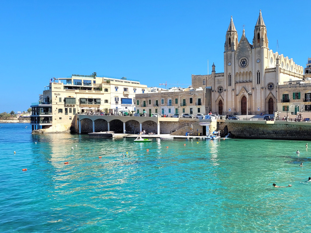 St Julian's Bay景点图片