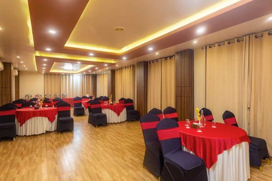 The SR Hotel-商务中心/多功能厅