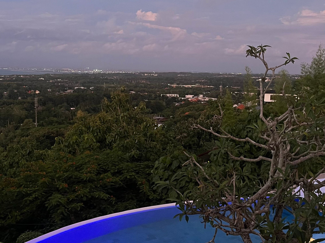 格拉维提旅馆主图