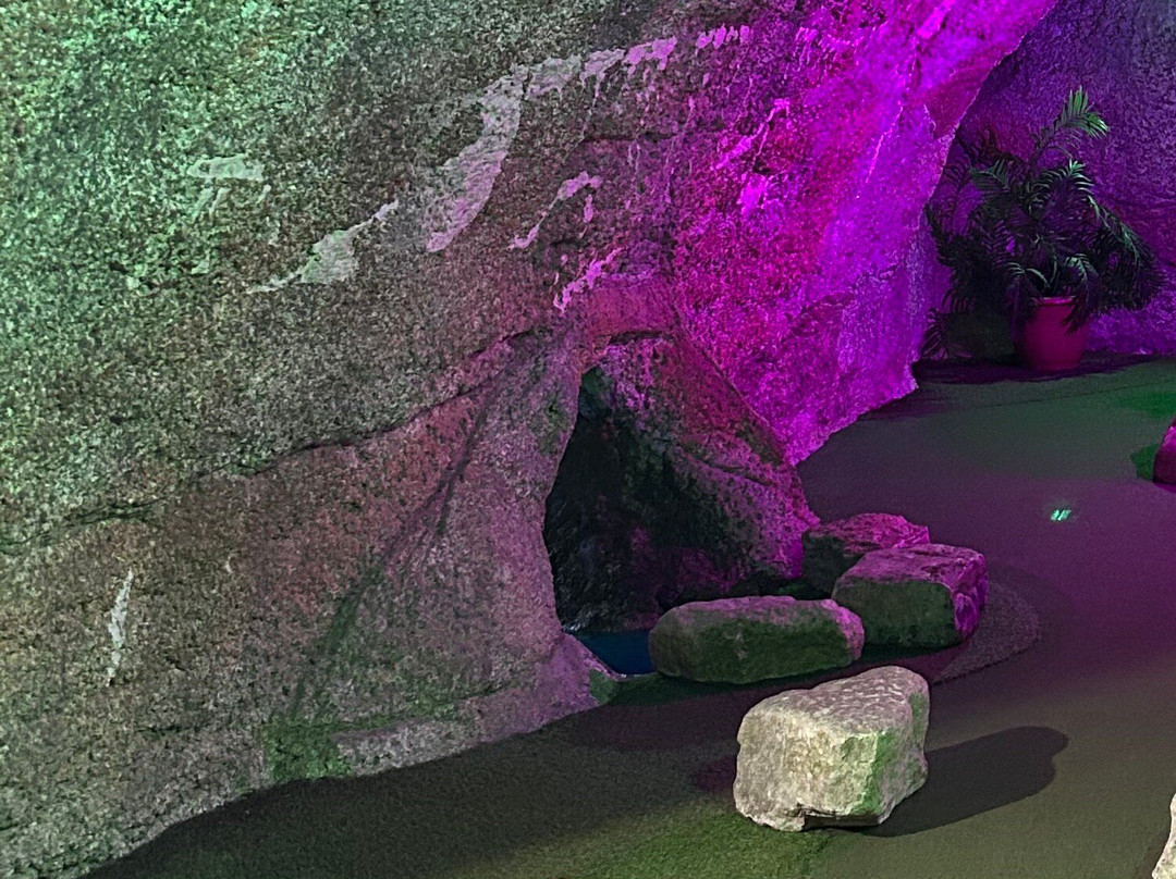 Jurassic Encounter Adventure Golf-新莫尔登必去景点