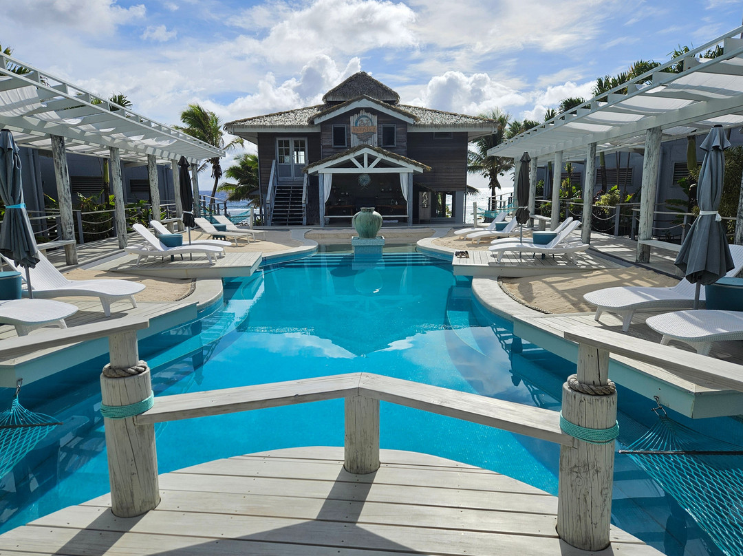 Ocean Escape Resort & Spa主图