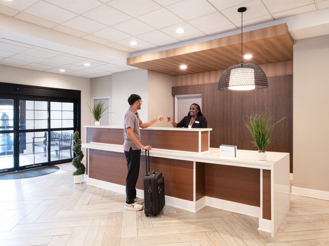 Staybridge Suites ATLANTA AIRPORT by IHG主图