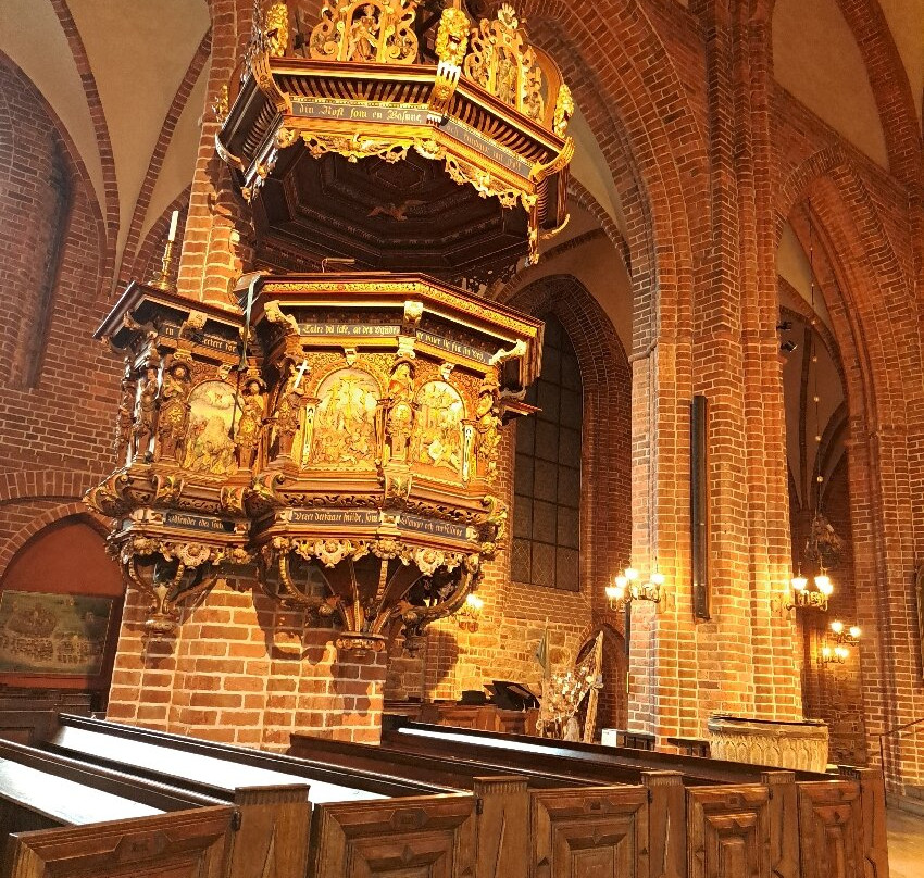 Church of St. Mary-赫尔辛堡必去景点
