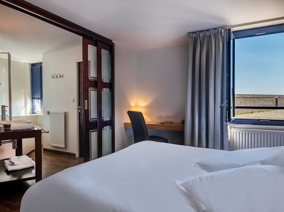 Hostellerie De La Pointe Saint-Mathieu主图