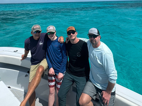 Sea Senorita Charters-Tavernier必去景点