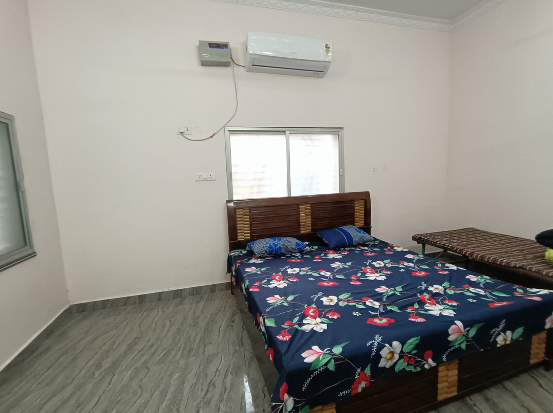 Shri Radha Rani Guest House Datia